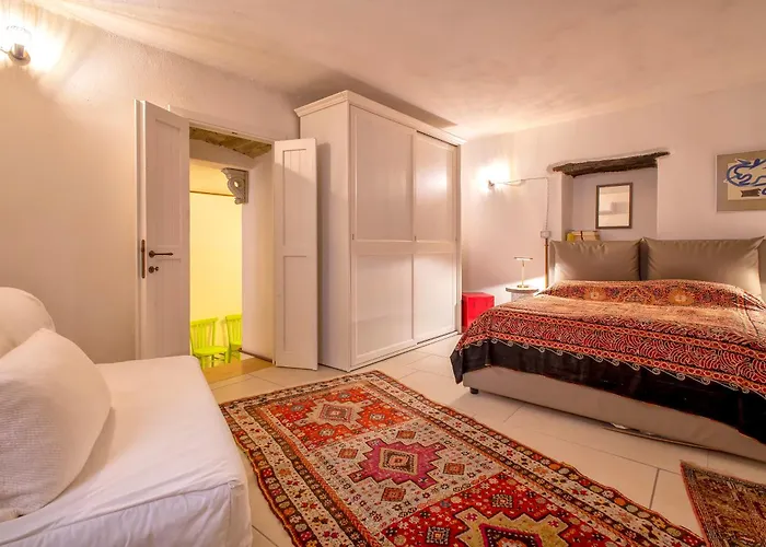 Apartment The Bar 2 Live In *